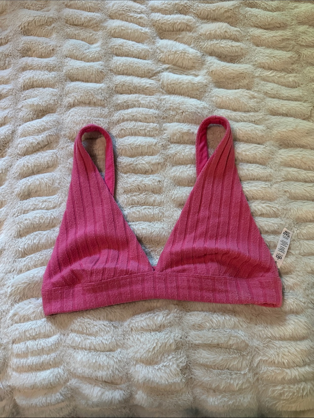 Alo Yoga Pink Ribbed Triangle Sweater Bra - Hot Pink Small